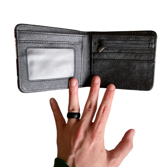 Demon Slayer Anime Wallet - Picture 2 of 4